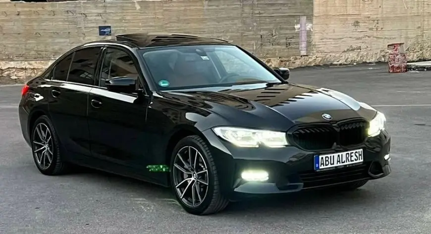 BMW 330i 2020-2019 — صورة 4