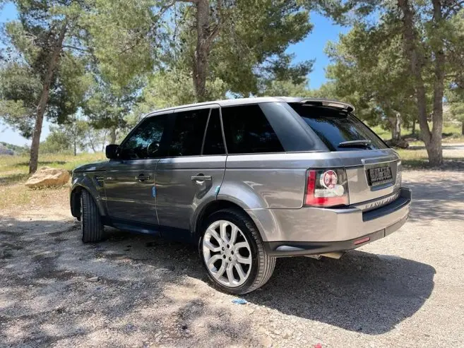 لاندروفر رينج روفر سبورت 2012 — صورة 2