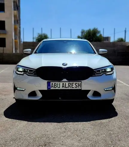 بي أم دبيلو 330e — صورة 2