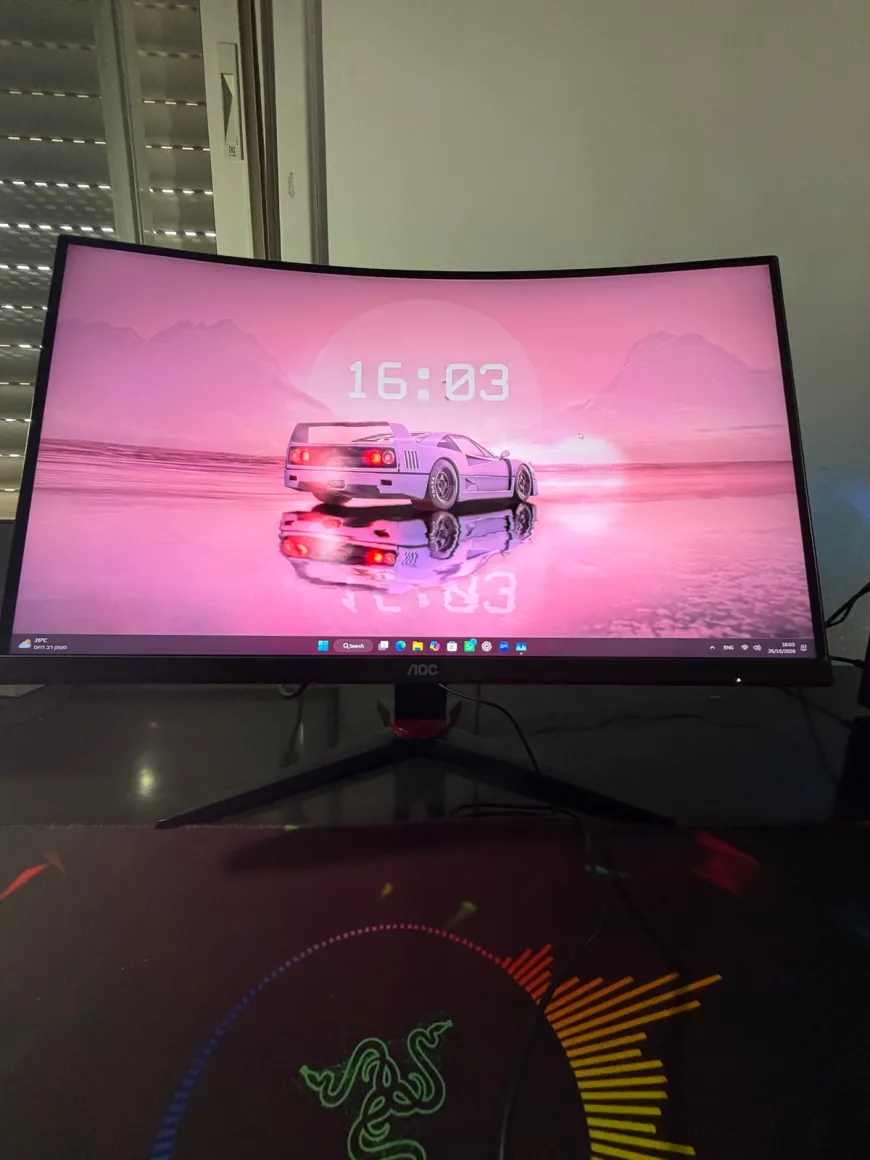 Gaming AOC 27 Curved 165Hz Full HD — صورة 6
