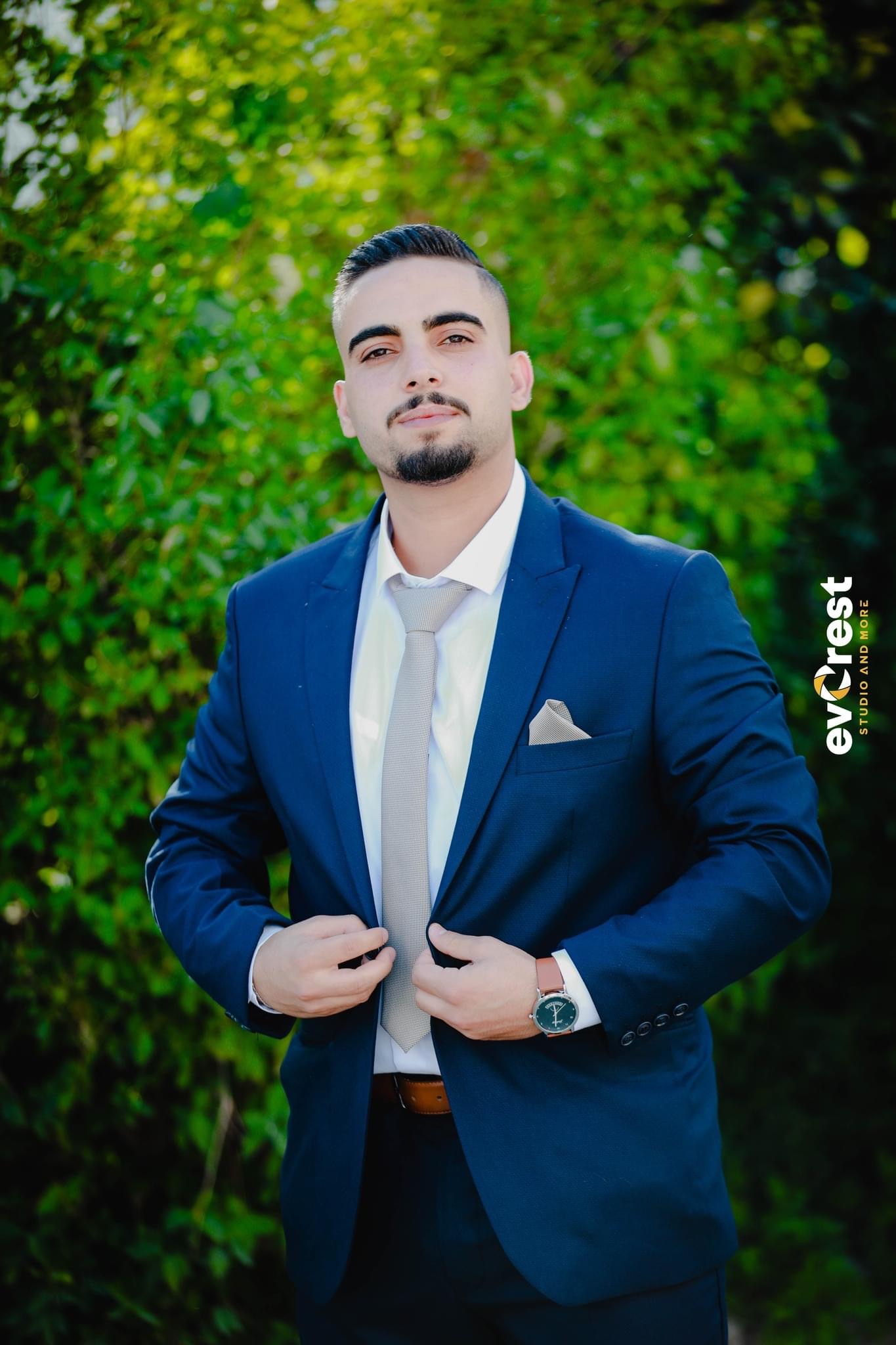 370483F4-3584-4BFD-9D8A-A6BB5959E478