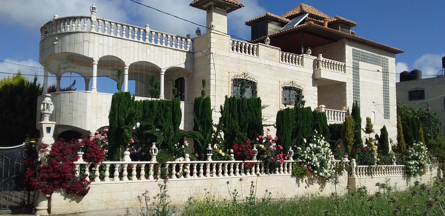 4c7cc687-2801-46e0-910c-52b8f3b5cb31