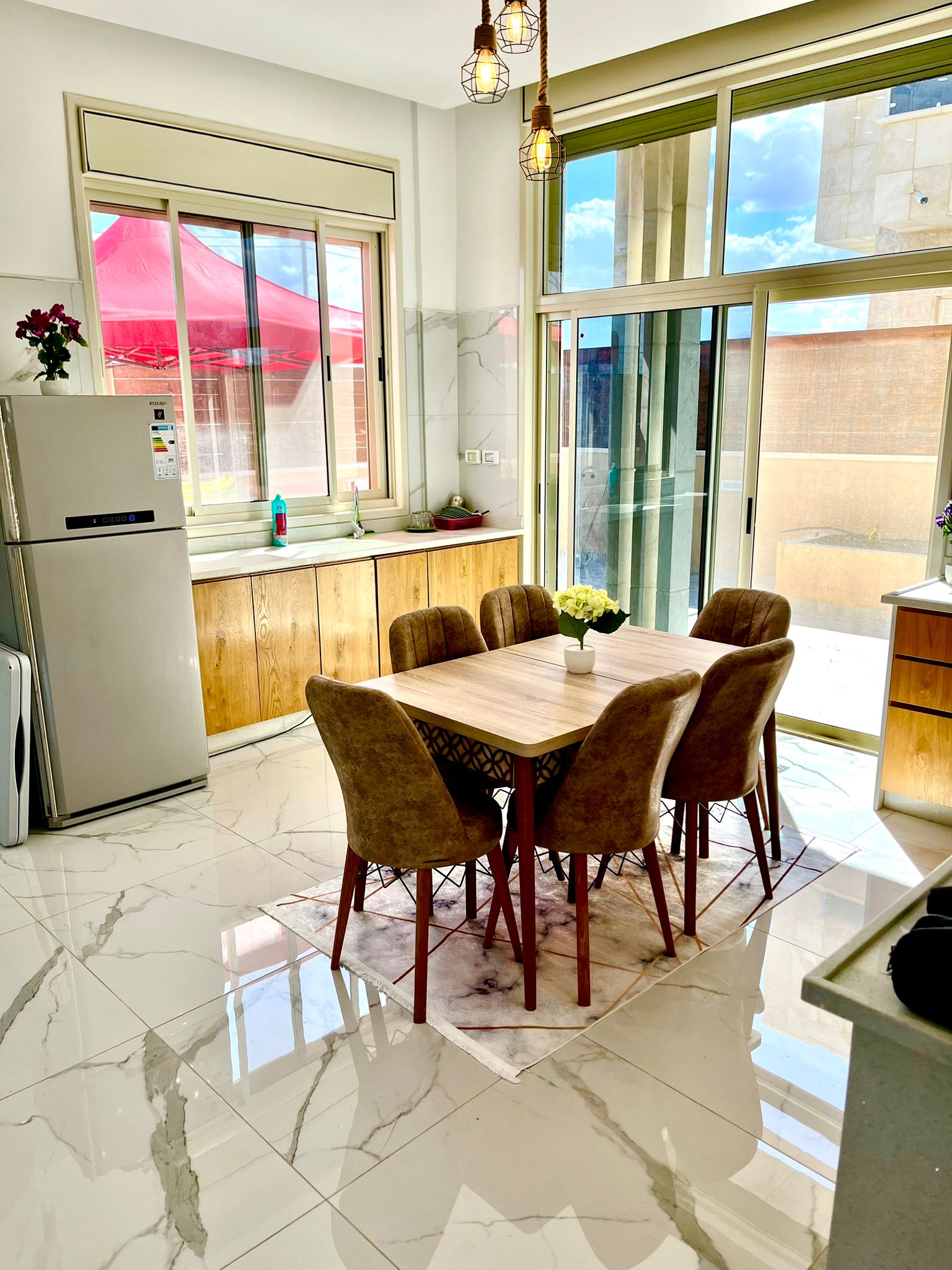 349350535_582552223977487_2684457746717232484_n